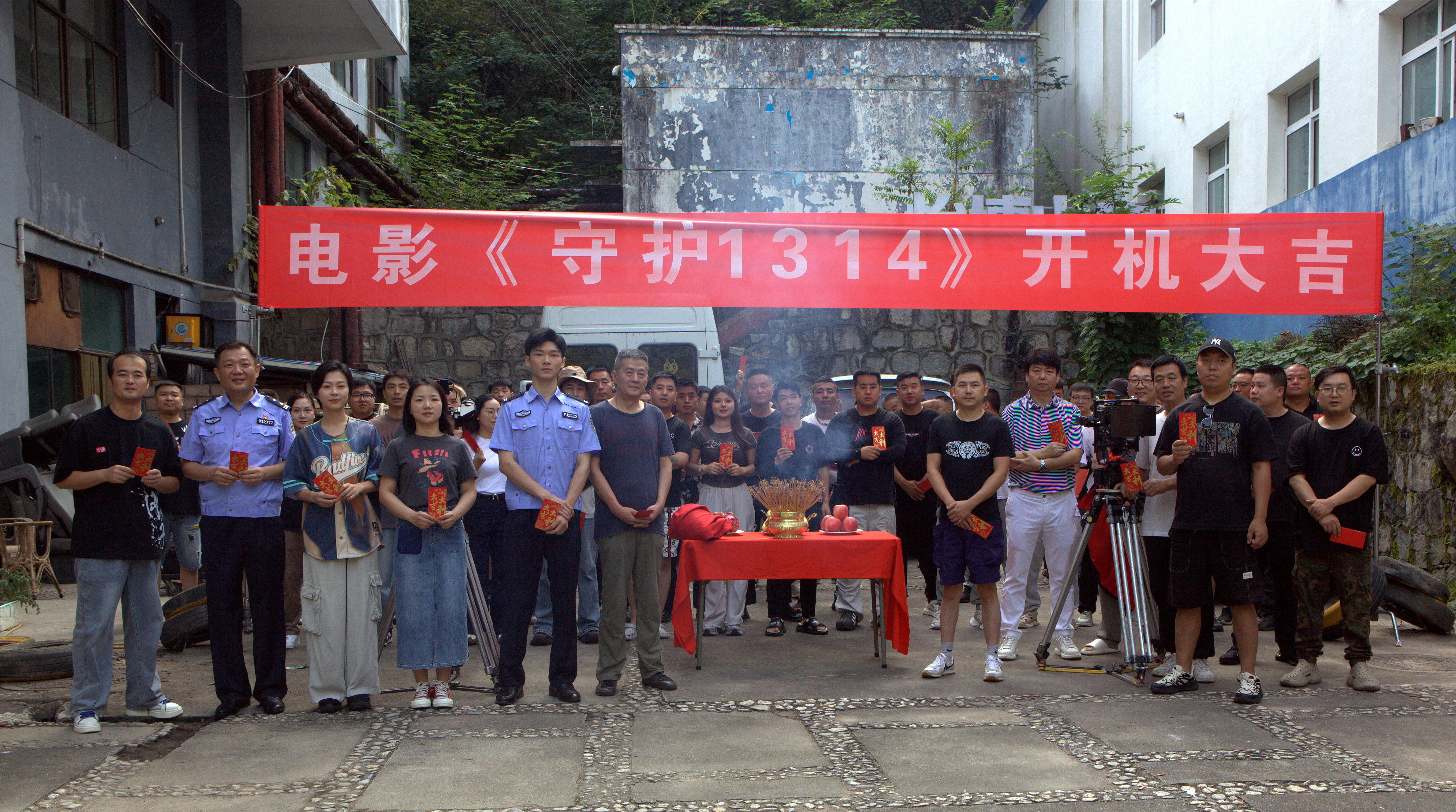 金叶匠心镌刻国际坐标 明德新声激荡时代潮音——西安明德理工学院频获殊荣显华章